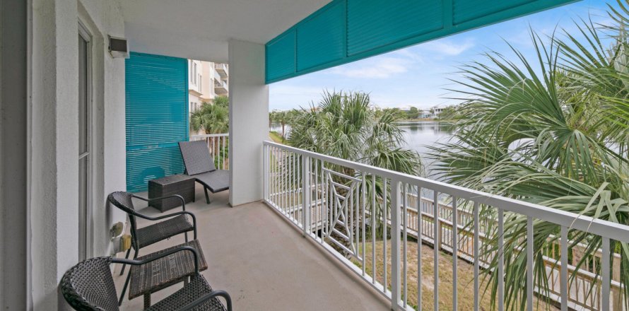 Condo in Panama City Beach, Florida, 1 bedroom  № 560363