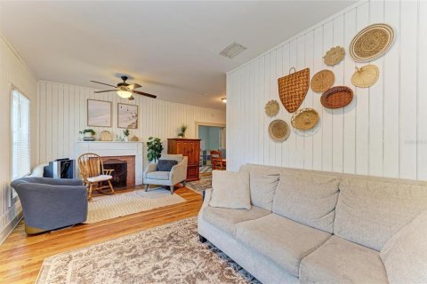 House in Bradenton, Florida 3 bedrooms, 126.07 sq.m. № 1745315 - photo 5