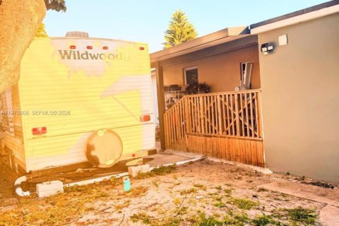 Casa en venta en Miami, Florida, 3 dormitorios, 124.95 m2 № 2038711 - foto 20