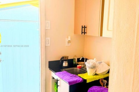 Casa en venta en Miami, Florida, 3 dormitorios, 124.95 m2 № 2038711 - foto 25