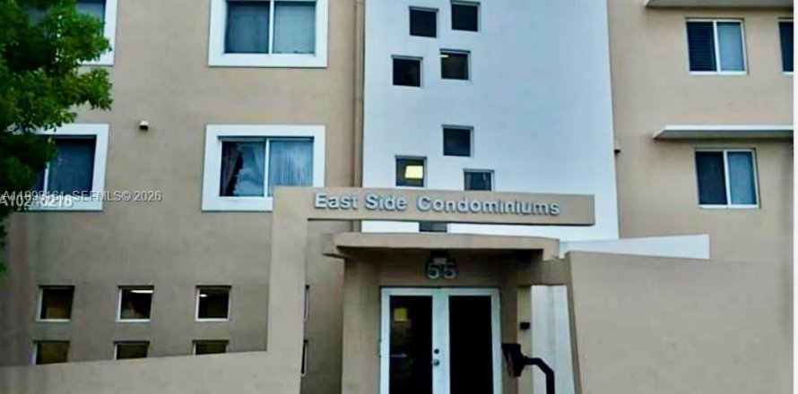 Кондоминиум с 2 спальнями в Хайалиа, Флорида № 2063660