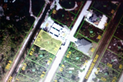 Terreno en venta en Port Charlotte, Florida № 1670922 - foto 1