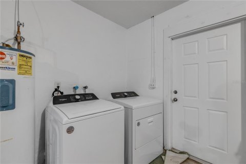 Casa en venta en New Smyrna Beach, Florida, 3 dormitorios, 145.86 m2 № 2145519 - foto 30