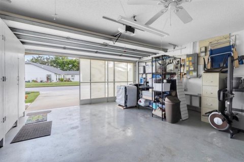 House in Port Richey, Florida 2 bedrooms, 169.08 sq.m. № 1907659 - photo 30