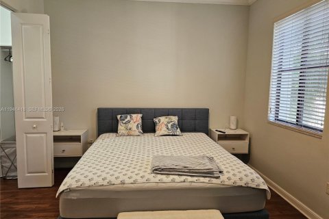 Copropriété à louer à Sunrise, Floride: 2 chambres, 107.67 m2 № 1999197 - photo 9