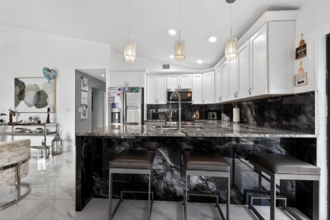 Villa ou maison à vendre à Boca Raton, Floride: 4 chambres, 174.1 m2 № 2417379 - photo 22