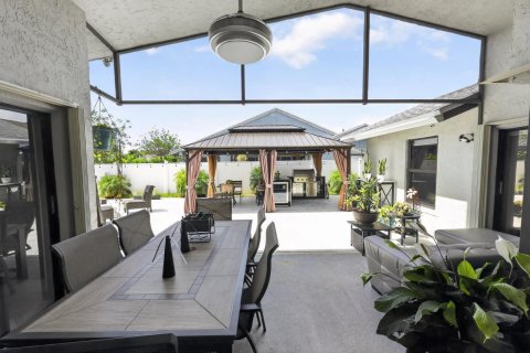 Villa ou maison à vendre à Boca Raton, Floride: 4 chambres, 174.1 m2 № 2417379 - photo 6