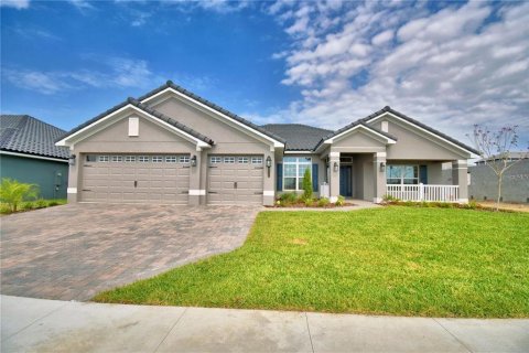 Villa ou maison à vendre à Auburndale, Floride: 4 chambres, 233 m2 № 1778634 - photo 1