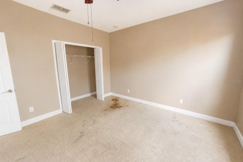 Casa en venta en Kissimmee, Florida, 5 dormitorios, 291.71 m2 № 2201101 - foto 8