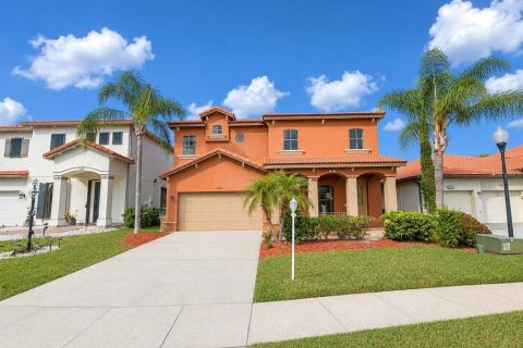 Casa en Kissimmee, Florida 5 dormitorios, 291.71 m2 № 2201101