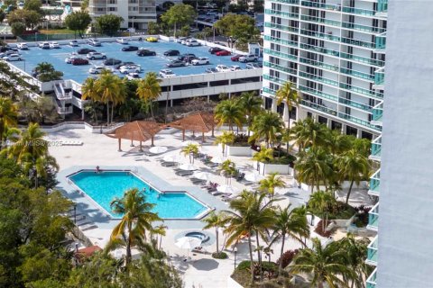 Copropriété à vendre à Sunny Isles Beach, Floride: 2 chambres, 126.07 m2 № 1836066 - photo 18