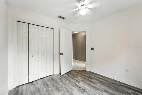 House in Brandon, Florida 3 bedrooms, 188.41 sq.m. № 1813702 - photo 23