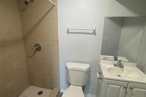 Casa en alquiler en Orlando, Florida, 4 dormitorios, 97.83 m2 № 1767137 - foto 30