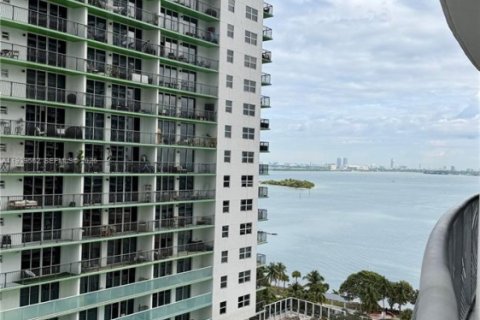Condominio en alquiler en Miami, Florida, 1 dormitorio, 73.49 m2 № 2152666 - foto 4