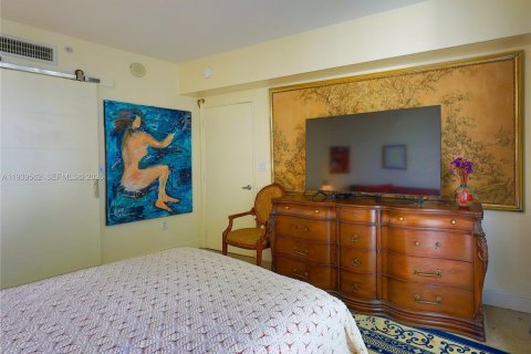 Condominio en alquiler en Miami, Florida, 1 dormitorio, 73.49 m2 № 2152666 - foto 15