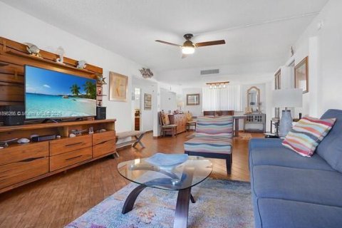 Condominio en alquiler en Jupiter, Florida, 2 dormitorios, 139.35 m2 № 1954675 - foto 6