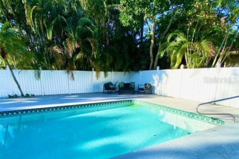 Casa en alquiler en Belleair Beach, Florida, 3 dormitorios, 161.93 m2 № 343241 - foto 15