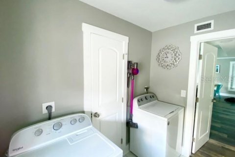 Casa en alquiler en Belleair Beach, Florida, 3 dormitorios, 161.93 m2 № 343241 - foto 9