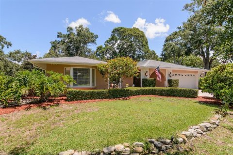 Casa en venta en Clearwater, Florida, 4 dormitorios, 250 m2 № 1855616 - foto 1