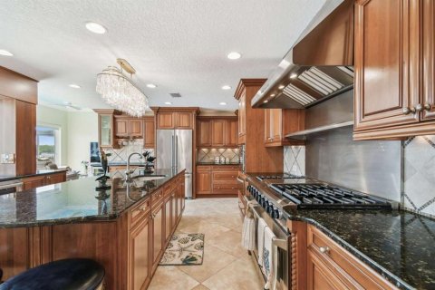 Casa en venta en Saint Petersburg, Florida, 5 dormitorios, 358.51 m2 № 1567125 - foto 15