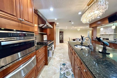Casa en venta en Saint Petersburg, Florida, 5 dormitorios, 358.51 m2 № 1567125 - foto 16