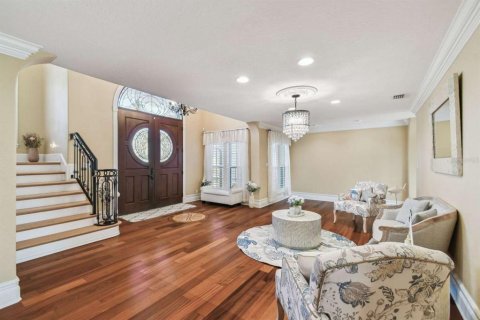 Casa en venta en Saint Petersburg, Florida, 5 dormitorios, 358.51 m2 № 1567125 - foto 6