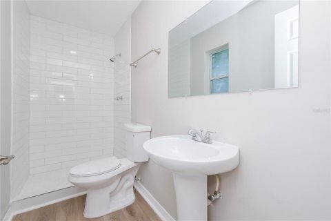 Casa en alquiler en Tampa, Florida, 4 dormitorios, 134.71 m2 № 1775741 - foto 8