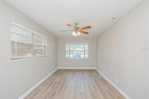 Casa en alquiler en Tampa, Florida, 4 dormitorios, 134.71 m2 № 1775741 - foto 12