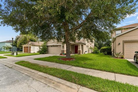 Villa ou maison à vendre à Wesley Chapel, Floride: 4 chambres, 208.01 m2 № 2206917 - photo 4