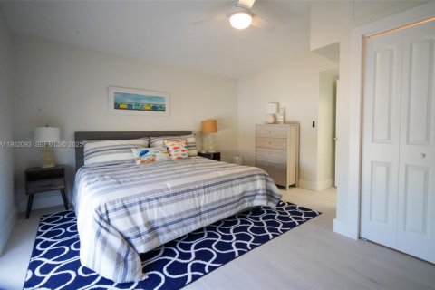 Casa en venta en Islamorada, Village of Islands, Florida, 2 dormitorios, 114.08 m2 № 1993834 - foto 19