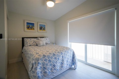 Casa en venta en Islamorada, Village of Islands, Florida, 2 dormitorios, 114.08 m2 № 1993834 - foto 13