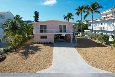 Casa en venta en Islamorada, Village of Islands, Florida, 2 dormitorios, 114.08 m2 № 1993834 - foto 5