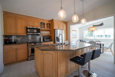 Casa en venta en Islamorada, Village of Islands, Florida, 2 dormitorios, 114.08 m2 № 1993834 - foto 22