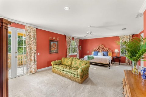 House in Merrit Island, Florida 5 bedrooms, 396.41 sq.m. № 1722659 - photo 19