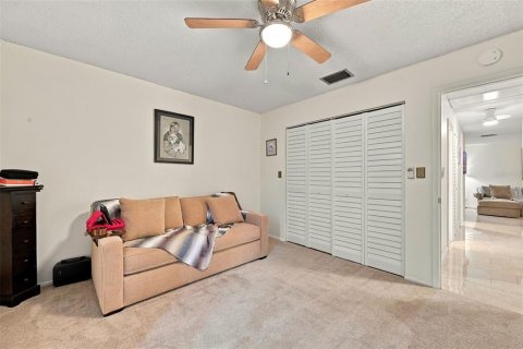 House in Palm Harbor, Florida 2 bedrooms, 92.9 sq.m. № 2393738 - photo 25
