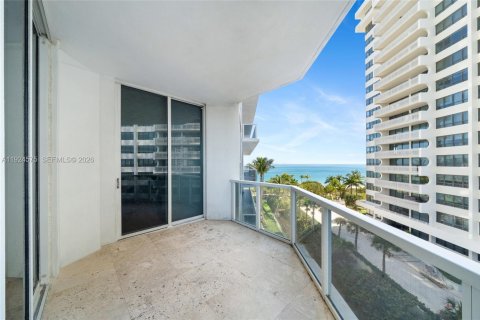 Condo in Bal Harbour, Florida, 4 bedrooms № 1988356 - photo 22