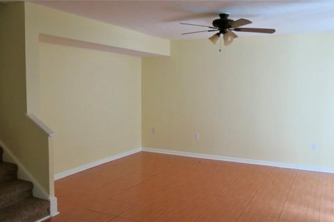Townhouse in Tampa, Florida 2 bedrooms, 94.02 sq.m. № 2228204 - photo 11
