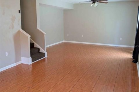 Townhouse in Tampa, Florida 2 bedrooms, 94.02 sq.m. № 2228204 - photo 29