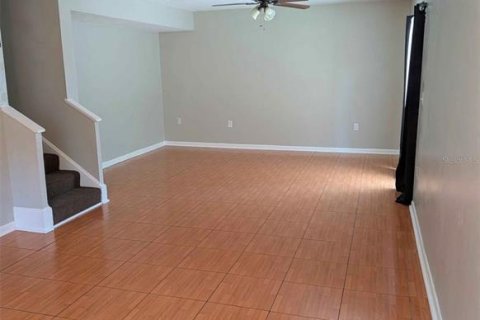 Townhouse in Tampa, Florida 2 bedrooms, 94.02 sq.m. № 2228204 - photo 15