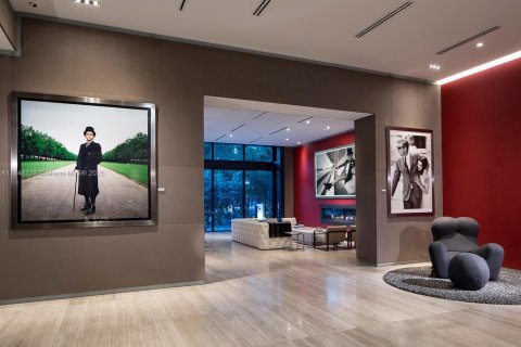 Condominio en venta en Miami, Florida, 1 dormitorio, 78.87 m2 № 1982439 - foto 28