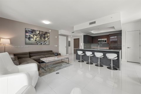 Condominio en venta en Miami, Florida, 1 dormitorio, 78.87 m2 № 1982439 - foto 7