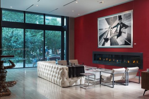 Condominio en venta en Miami, Florida, 1 dormitorio, 78.87 m2 № 1982439 - foto 27