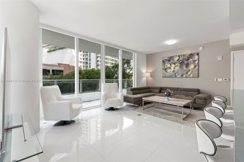 Condominio en venta en Miami, Florida, 1 dormitorio, 78.87 m2 № 1982439 - foto 5