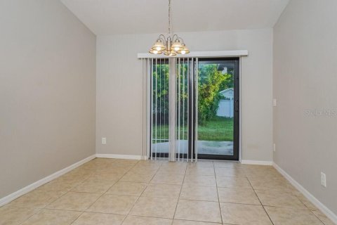 Casa en alquiler en Punta Gorda, Florida, 3 dormitorios, 156.54 m2 № 1914602 - foto 5