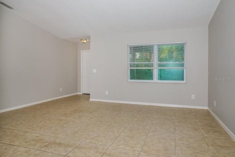 Casa en alquiler en Punta Gorda, Florida, 3 dormitorios, 156.54 m2 № 1914602 - foto 4