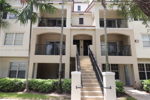 Кондоминиум с 3 спальнями в Корал-Спрингс, Флорида № 2006099