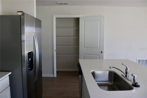 Casa en alquiler en Parrish, Florida, 3 dormitorios, 113.62 m2 № 2103810 - foto 4