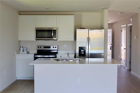 Casa en alquiler en Parrish, Florida, 3 dormitorios, 113.62 m2 № 2103810 - foto 2