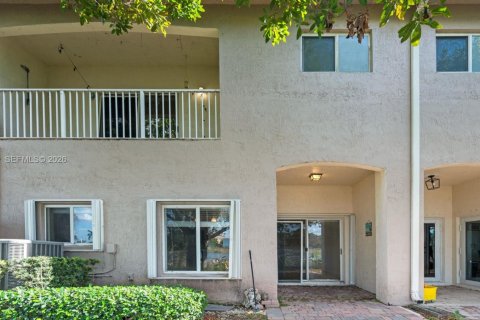 Adosado en alquiler en Homestead, Florida, 3 dormitorios, 179.49 m2 № 2068252 - foto 5