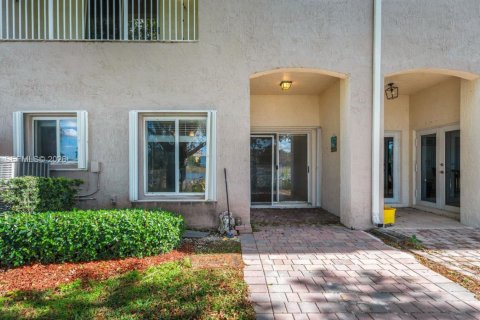 Adosado en alquiler en Homestead, Florida, 3 dormitorios, 179.49 m2 № 2068252 - foto 4